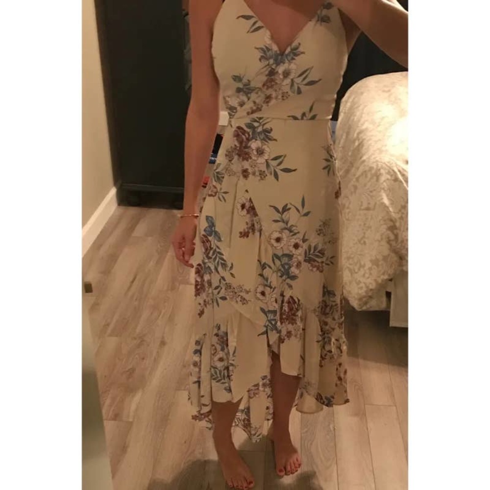 Lulus Maxi Dress Gild The Lily Beige Floral High Low Size Large Ruffle NWOT - Picture 3 of 8